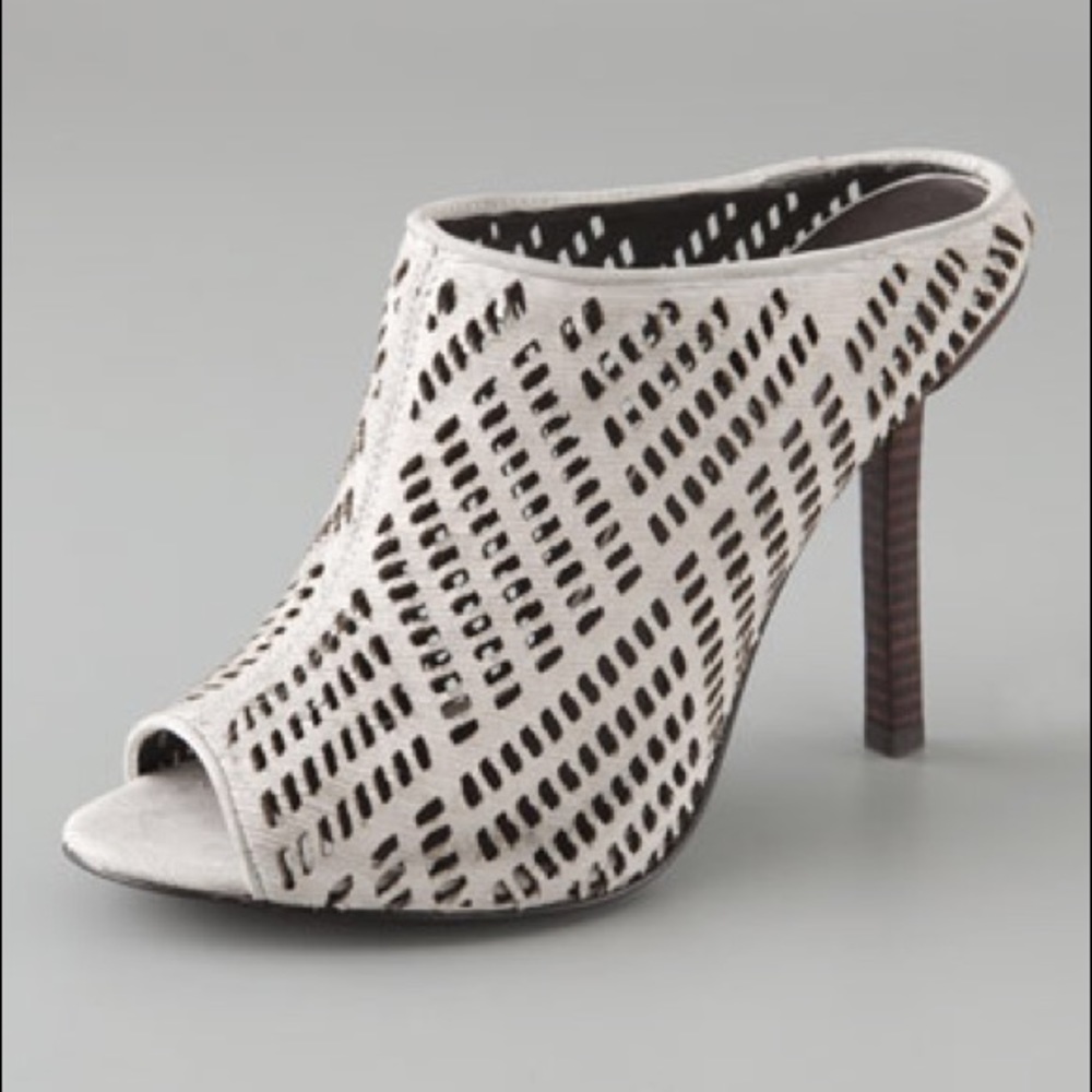 Elizabeth & James Sophi Laser Mules